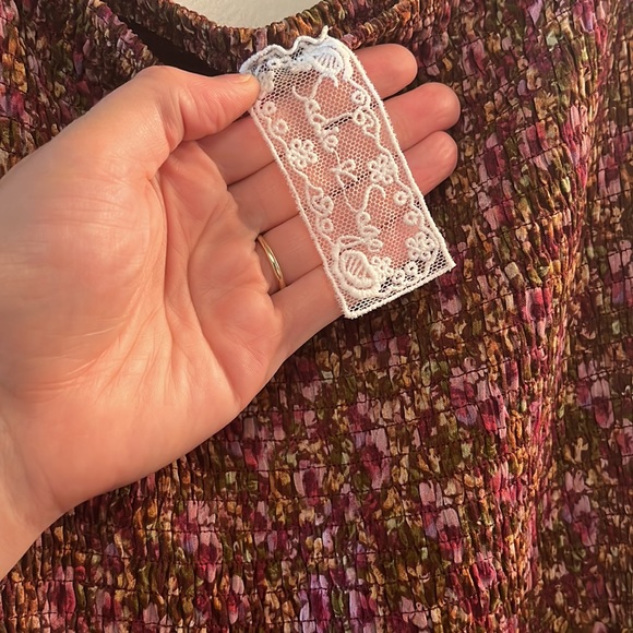 Sadie & Sage Dear Rosaline Midi Dress - Picture 6 of 7